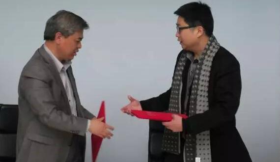 C7国际官方网站组团学习体验无锡“拈花湾”，并与MAO签署战略合作，预示着C7国际官方网站将在精品地产、产业地产、旅游地产等领域与MAO加强深度合作。